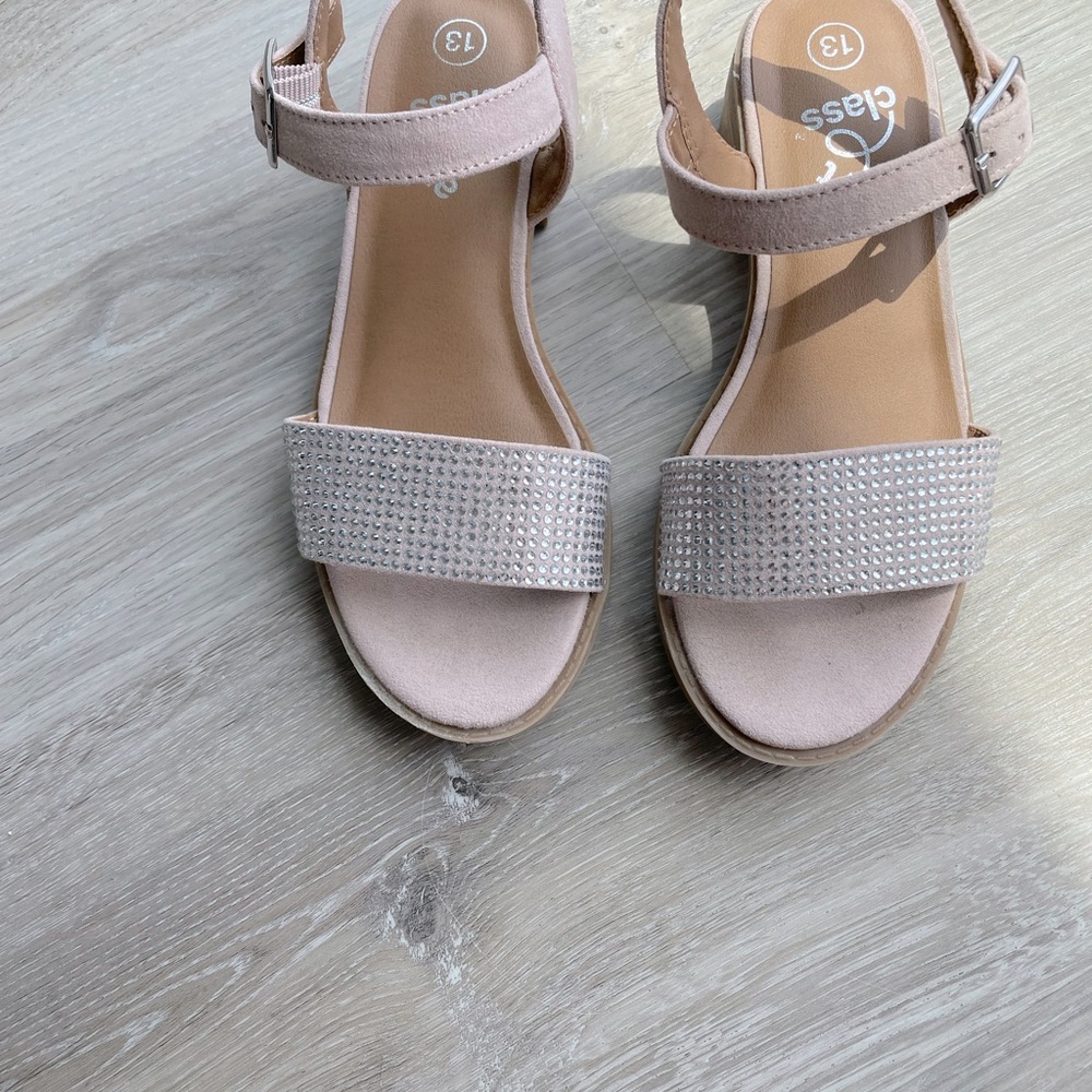 Little girls rhinestone Sandal heels in Light Pink by art class